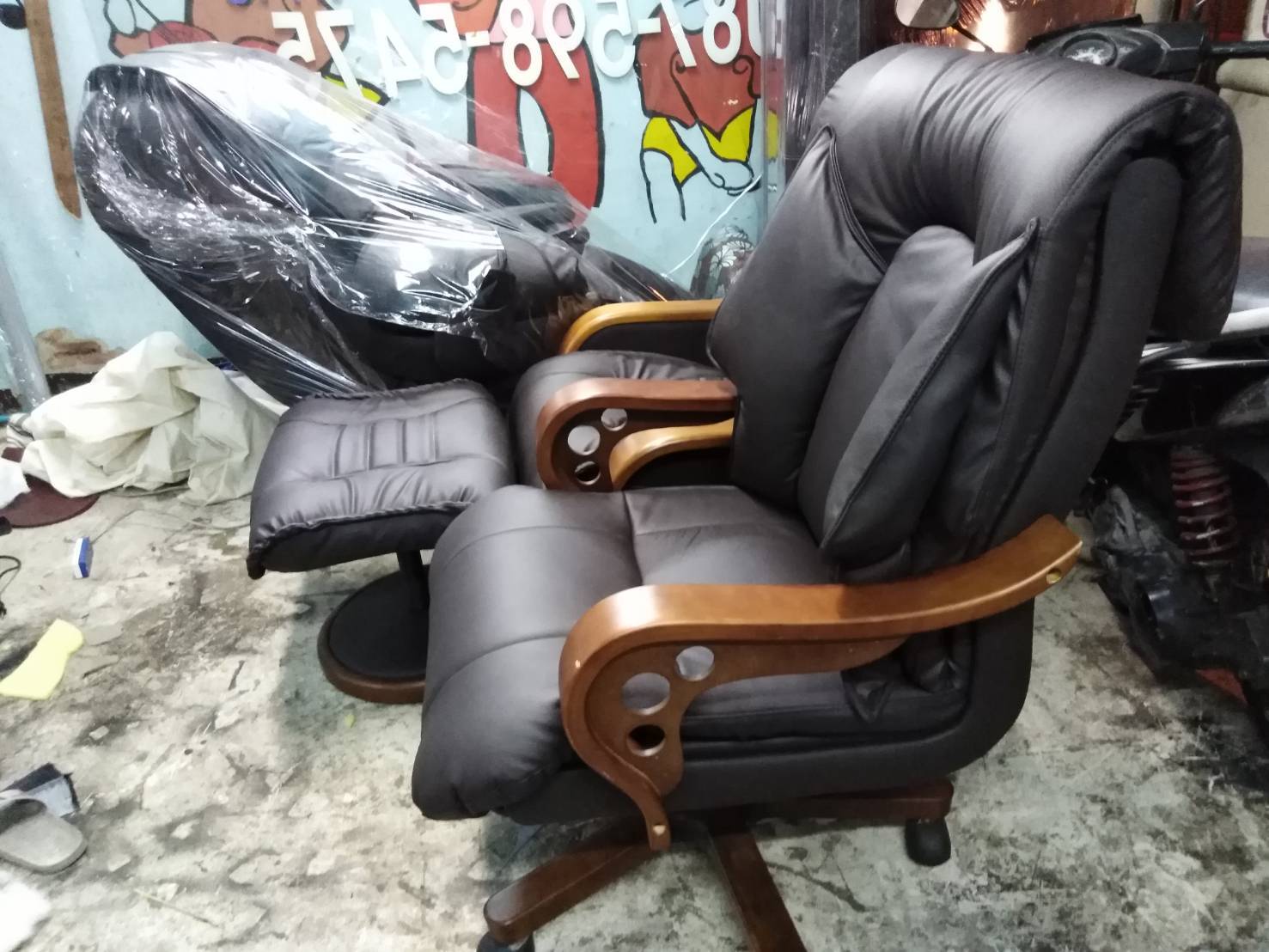 15 - https://sapmongkol.com | ทรัพย์มงคลเฟอร์นิเจอร์ บริการซ่อมโซฟา หนังแท้-หนังเทียม เบาะ เก้าอี้ทุกประเภท บุผนัง/หัวเตียง โซฟาหลุยส์ รับสั่งทำตามแบบ