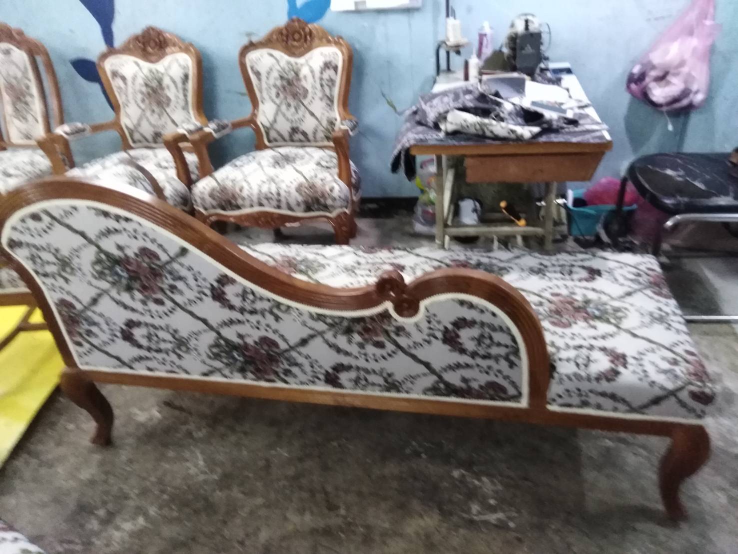 34 - https://sapmongkol.com | ทรัพย์มงคลเฟอร์นิเจอร์ บริการซ่อมโซฟา หนังแท้-หนังเทียม เบาะ เก้าอี้ทุกประเภท บุผนัง/หัวเตียง โซฟาหลุยส์ รับสั่งทำตามแบบ