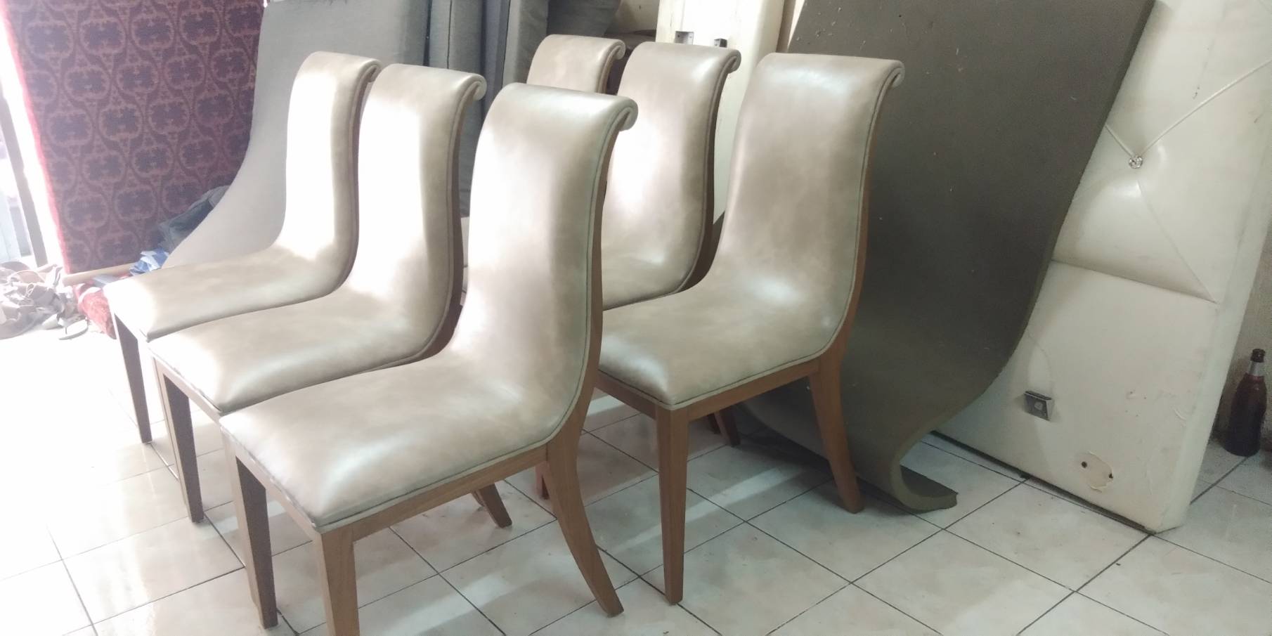 39 - https://sapmongkol.com | ทรัพย์มงคลเฟอร์นิเจอร์ บริการซ่อมโซฟา หนังแท้-หนังเทียม เบาะ เก้าอี้ทุกประเภท บุผนัง/หัวเตียง โซฟาหลุยส์ รับสั่งทำตามแบบ