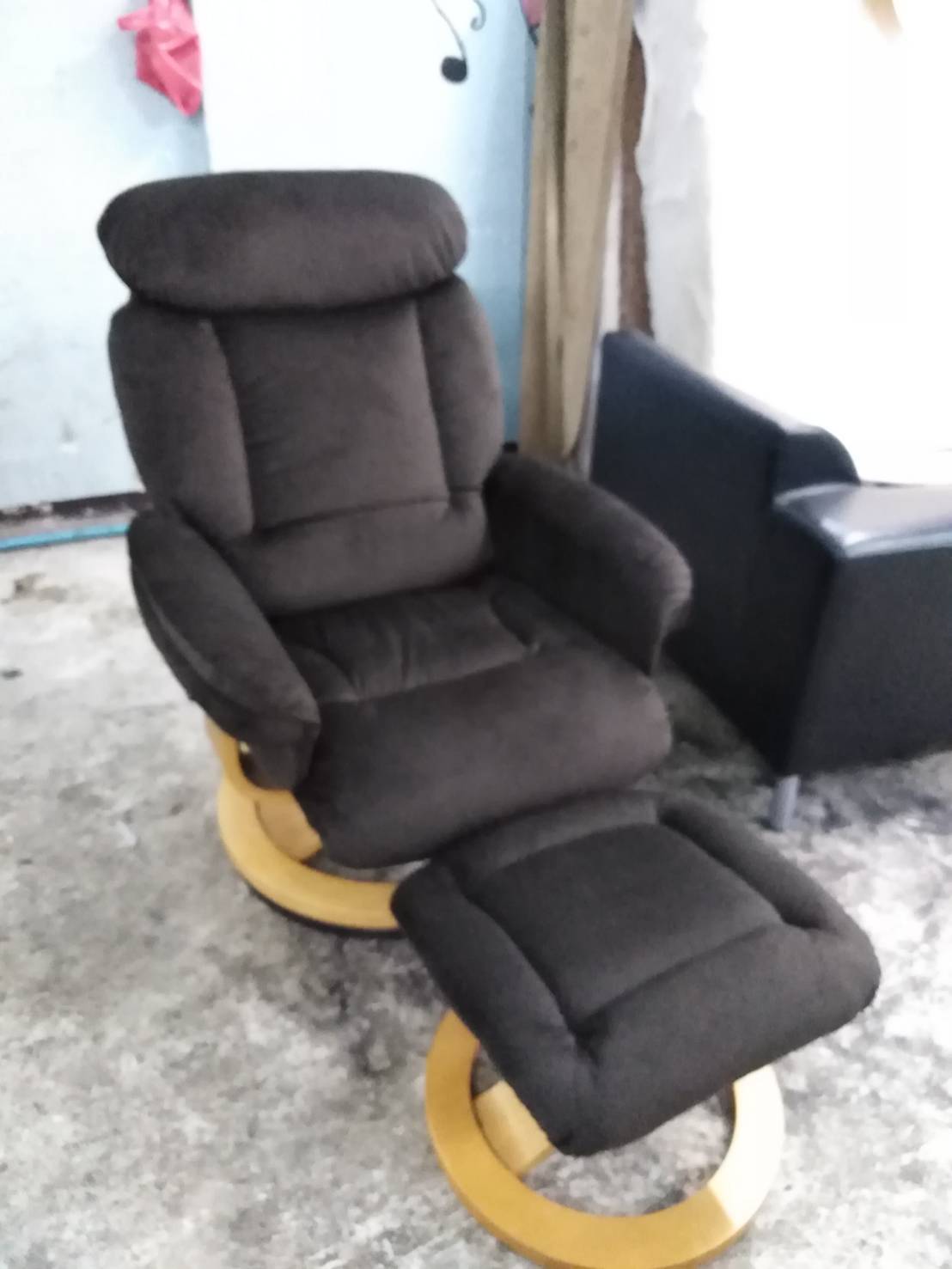 53 - https://sapmongkol.com | ทรัพย์มงคลเฟอร์นิเจอร์ บริการซ่อมโซฟา หนังแท้-หนังเทียม เบาะ เก้าอี้ทุกประเภท บุผนัง/หัวเตียง โซฟาหลุยส์ รับสั่งทำตามแบบ